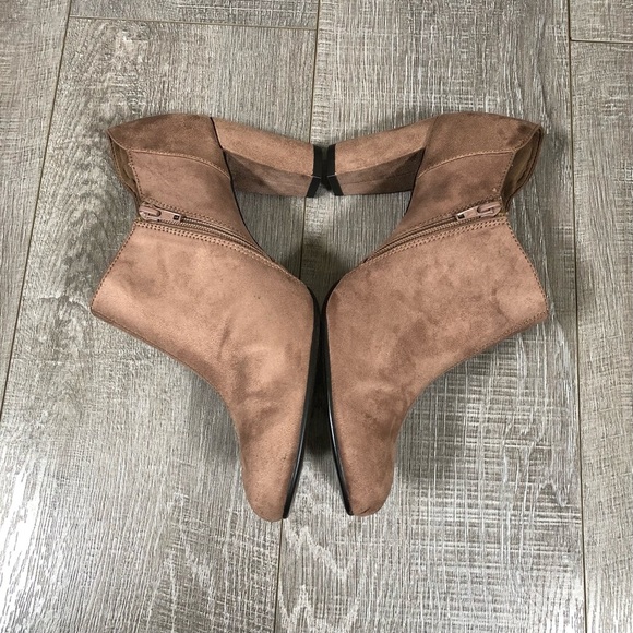 AEROSOLES “Heels Rest” Ankle Boots Size 10.5W - Picture 5 of 8